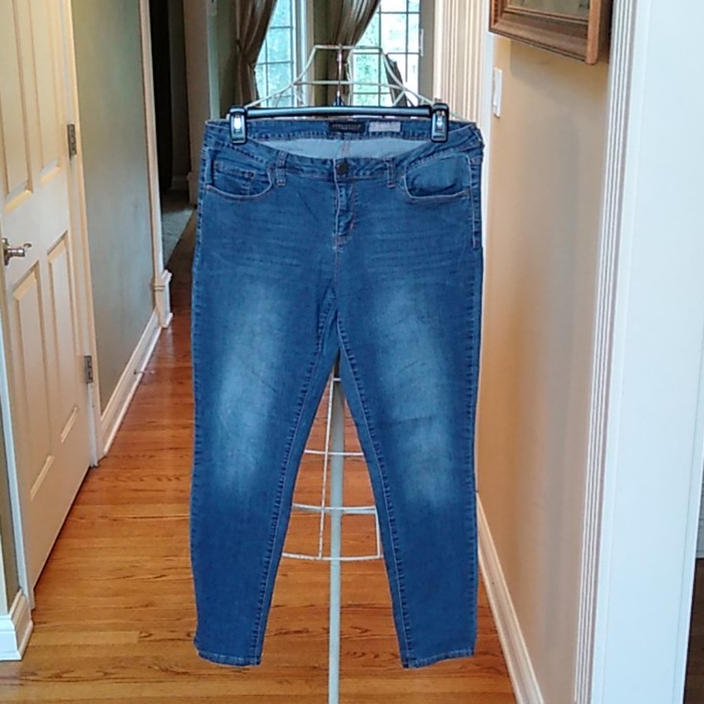 Areopostale Jegging Jeans - Picture 2 of 10